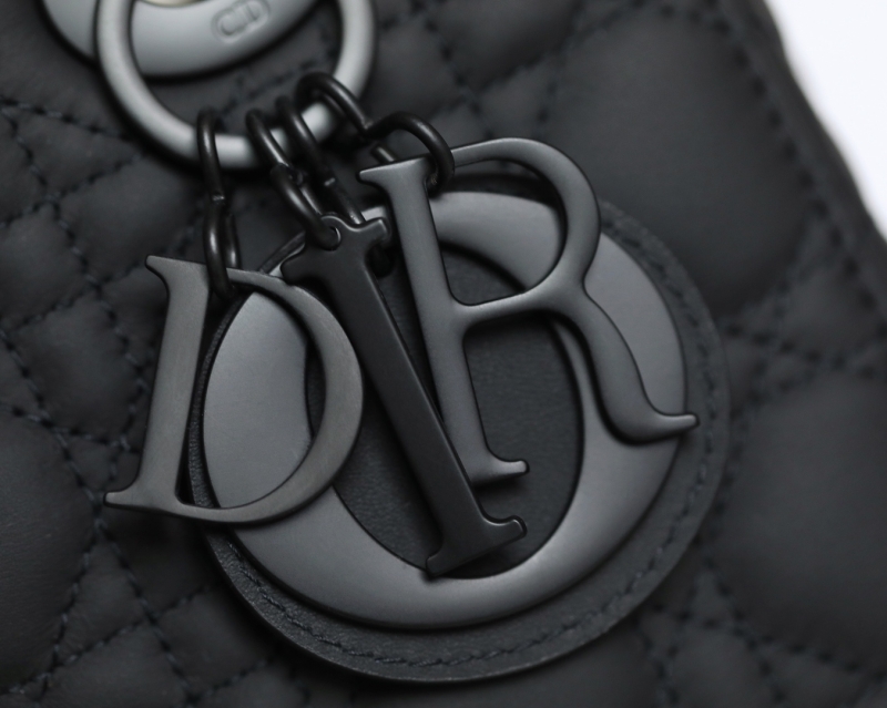669c4d22586ef881ef8a9e3f17d673ce_1750840779_2325.jpg